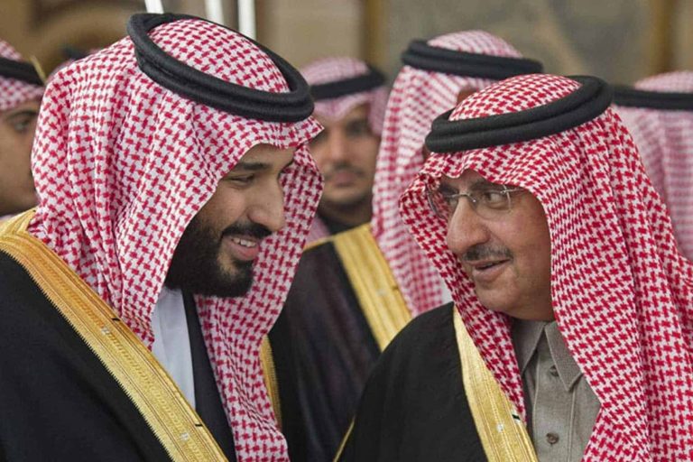 مخاوف من انقلاب داخلي وراء غياب ولي العهد السعودي عن قمة الجزائر محمد بن سلمان و محمد بن نايف watanserb.com