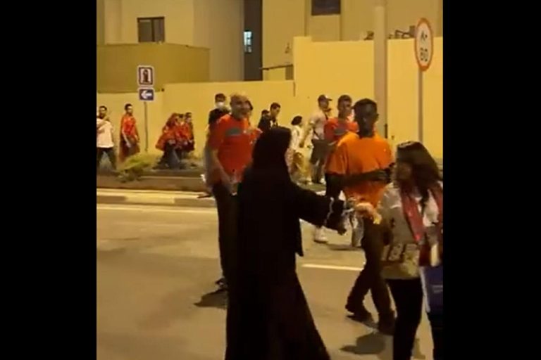 أصحاب المنازل و استاد الثمامة watanserb.com