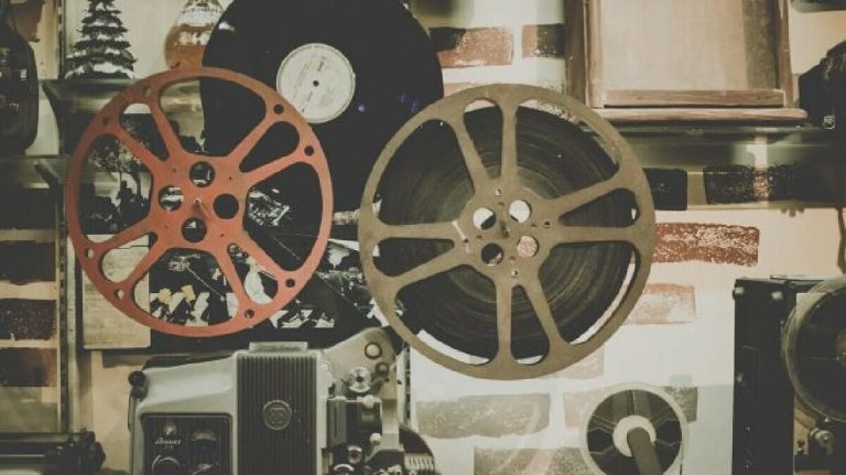 أطول فيلم في العالم watanserb.com