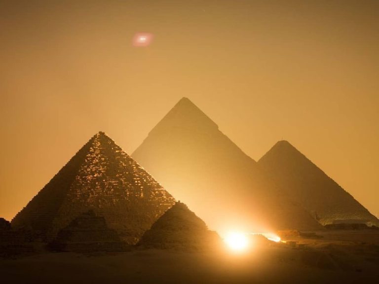 إهرامات مصر watanserb.com