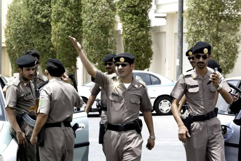اعتقال زوجة وابنة عبد الكريم النمر watanserb.com