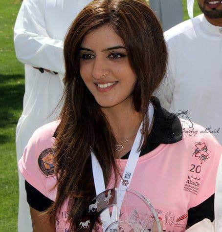 لن تميزها.. الشيخة مهرة ابنة حاكم دبي تصدم الجميع بشكلها بعد التجميل! لن تميزها.. الشيخة مهرة ابنة حاكم دبي تصدم الجميع بشكلها بعد التجميل! watanserb.com