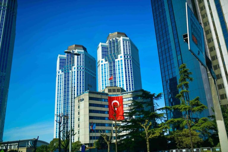 أسعار العقارات في تركيا تبلغ حد الجنون شراءً وإيجاراً watanserb.com