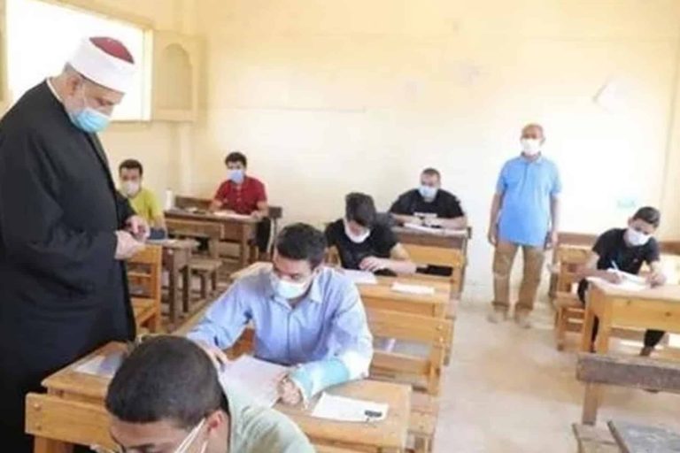 طالب امتنع عن إعراب الفعل watanserb.com