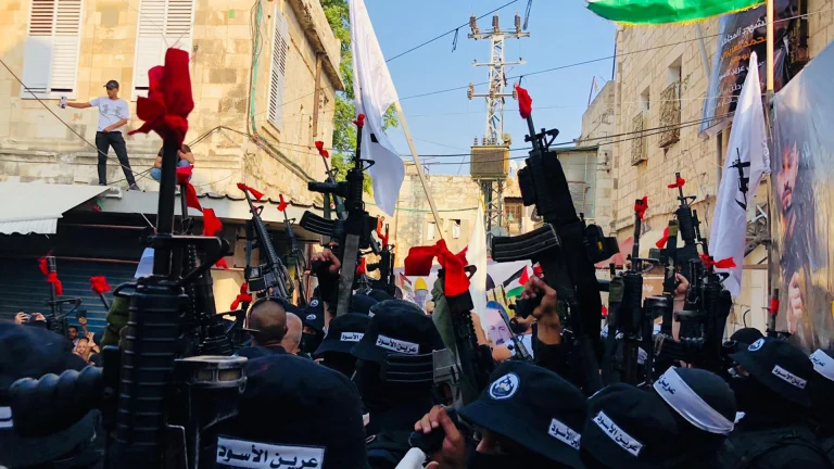 “عرين الأسود” تكشف تفاصيل معركة أسطورية بنابلس بعد تكتم الاحتلال على خسائره عرين الأسود watanserb.com