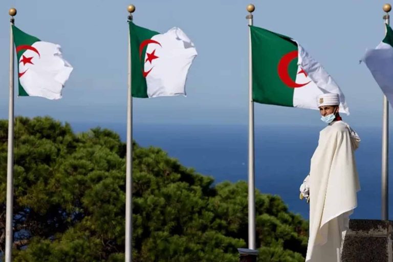 هل فشلت “قمة الجزائر” قبل أن تبدأ؟.. “لم الشمل العربي” عنوان نظري قمة الجزائر watanserb.com
