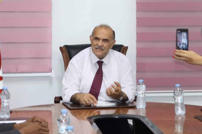 والي صفاقس يدعو قيس سعيد لحجب “فيسبوك” في تونس.. لماذا؟ والي صفاقس watanserb.com