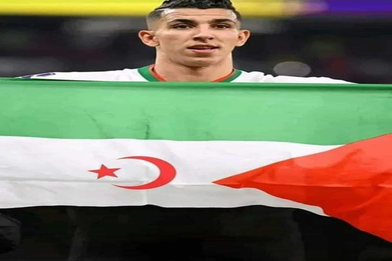 صورة لـ جواد الياميق يحتفل بتأهل المغرب بعلم الجمهورية الصحراوية..ما حقيقتها؟! جواد الياميق watanserb.com