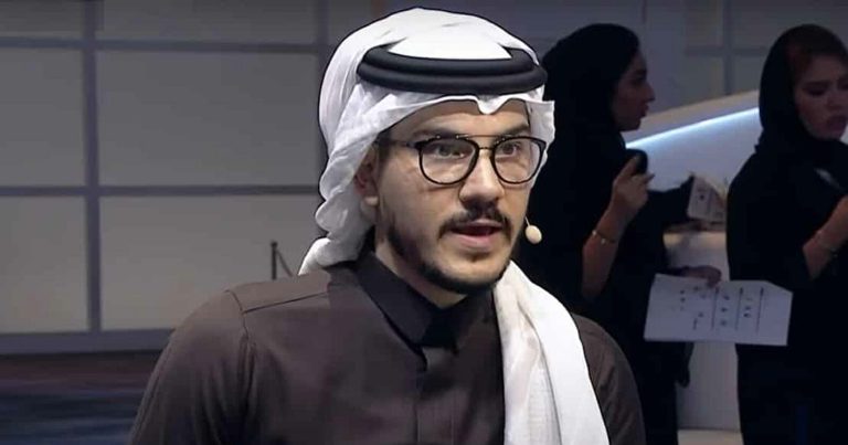 أنباء عن منع السلطات القطرية دخول المتصهين أمجد طه لأراضيها وترحيله لهذه الدولة! أمجد طه watanserb.com