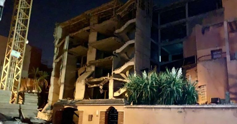 فيديو مرعب يوثق لحظة انهيار بناية سكنية بالمغرب.. وشخص منع الكارثة انهيار بناية سكنية بالمغرب watanserb.com