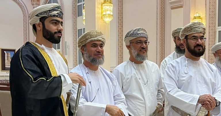 عقد قران حفيدة الشيخ أحمد الخليلي watanserb.com
