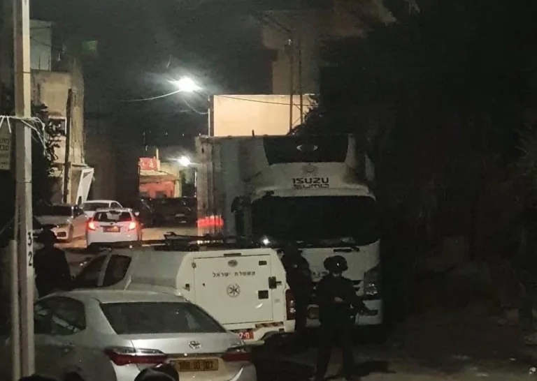 الشرطة الإسرائيلية تقتل شابا فلسطينيا في كفر قاسم بزعم محاولته تنفيذ عملية دهس عملية كفر قاسم watanserb.com
