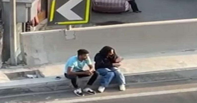فعل فاضح فوق الكبري watanserb.com