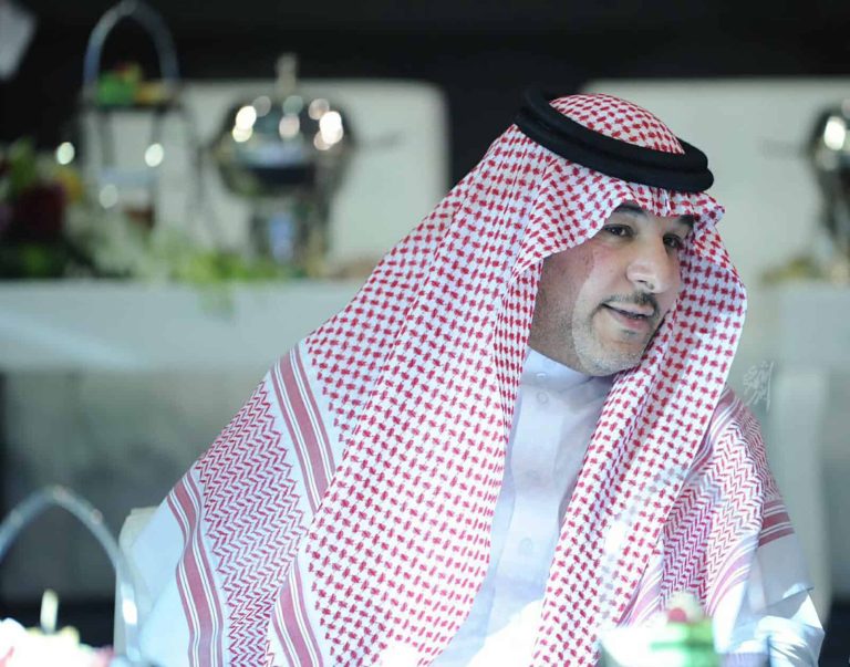 محمد بن سلمان يعتدي على خاله فهد بن حثلين watanserb.com