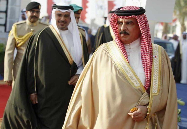 بذخ ملك البحرين watanserb.com