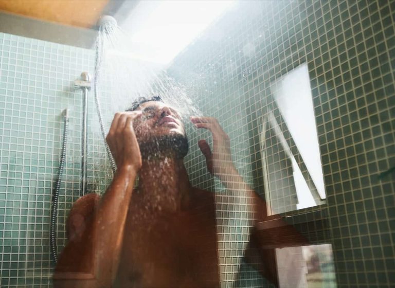5 مناطق في الجسم لا ننظفها جيداََ أثناء الاستحمام..طبيبة تُحذر 5 مناطق في الجسم لا ننظفها جيداََ أثناء الإستحمام..طبيبة تُحذر watanserb.com