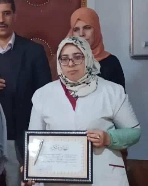 الأستاذة ريحانة بن شية