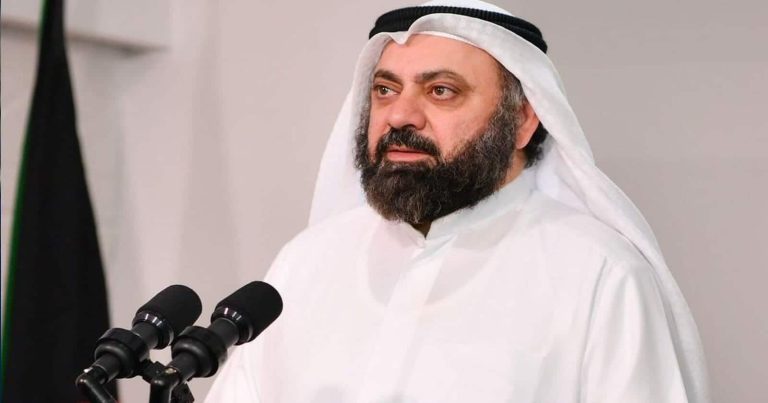 وليد الطبطبائي يطالب بمنع الفنانة شمس من دخول الكويت وتعليق ناري من فجر السعيد وليد الطبطبائي والفنانة شمس watanserb.com