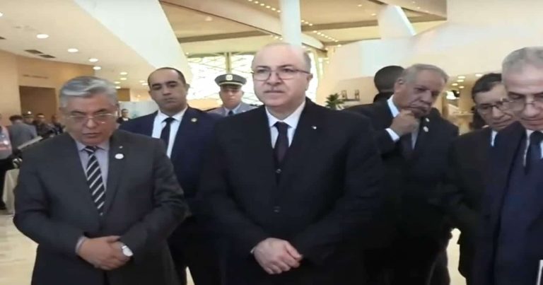 الجزائري أيمن عبدالرحمن واللغة الفرنسية watanserb.com