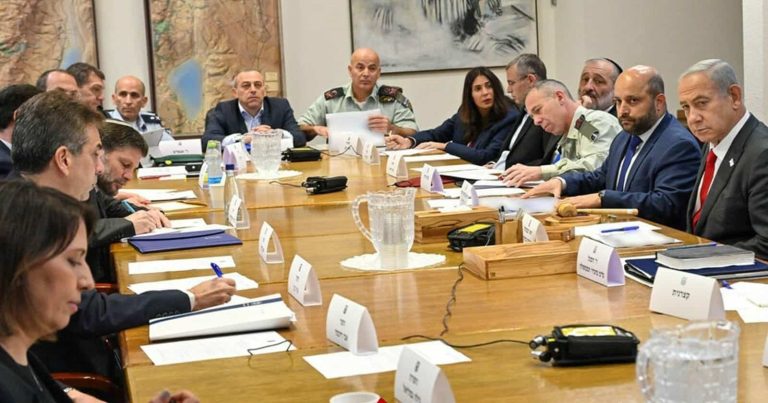 بعد قرار إدانته في الجمعية العامة… الحكومة الإسرائيلية تقر عقوبات على السلطة الفلسطينية الاحتلال الاسرائيلي والسلطة watanserb.com