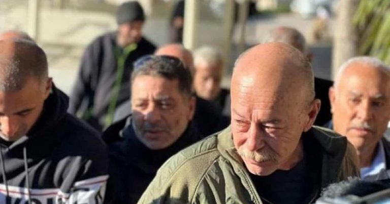 بعد 40 عاماً.. ثاني أقدم أسير فلسطيني ماهر يونس يعانق الحرية أقدم أسير فلسطيني ماهر يونس watanserb.com