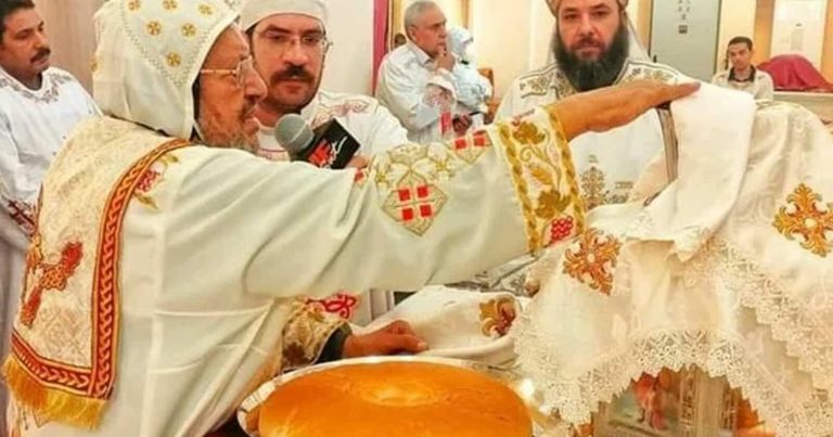 أول قداس لعيد الميلاد في السعودية watanserb.com