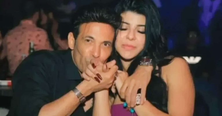 سعد الصغير يلجأ للشرطة بعد صور ومحادثات جنسية لزوجته مع منتج شهير! watanserb.com