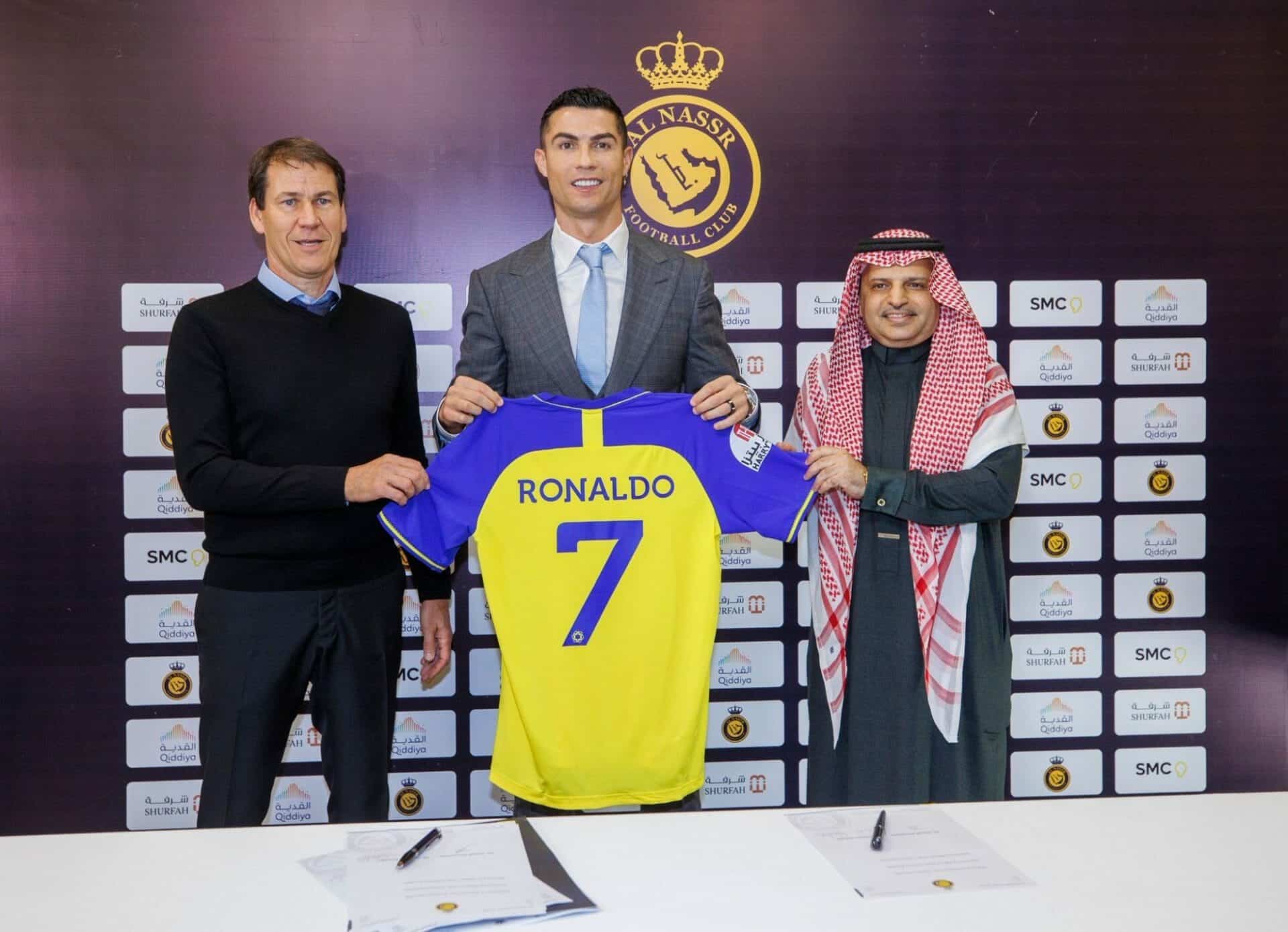 توقيع رونالدو مع النصر السعودي