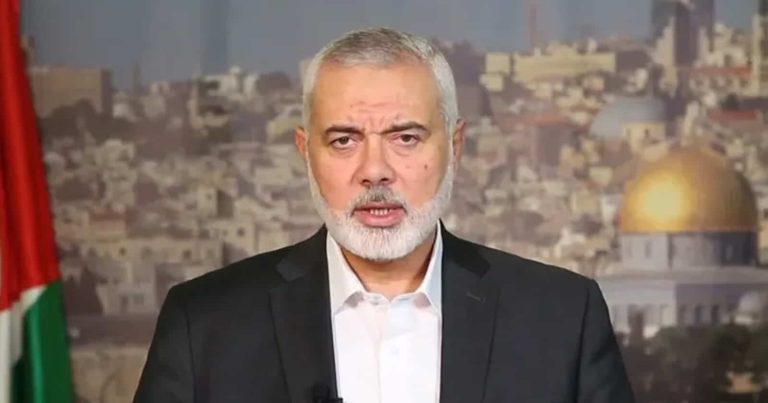 إسماعيل هنية يصف البحرين والإمارات بـ”حثالة العرب”.. تغريدة مزعومة تشعل مواقع التواصل رئيس المكتب السياسي لحركة حماس إسماعيل هنية watanserb.com