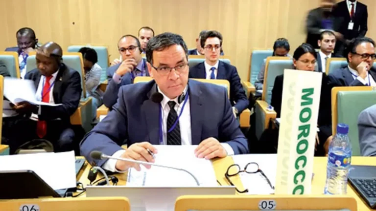 فضيحة مُدوية للسفير المغربي بأديس أبابا تهز المغرب والجزائر (فيديو) فضيحة سفير المغرب watanserb.com