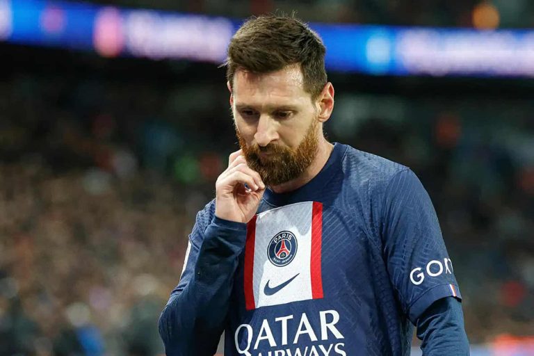 حضن دافئ بين تركي الشيخ وميسي في الرياض.. هل يبشر بانتقاله للهلال؟ (شاهد) انتقال ميسي للهلال watanserb.com