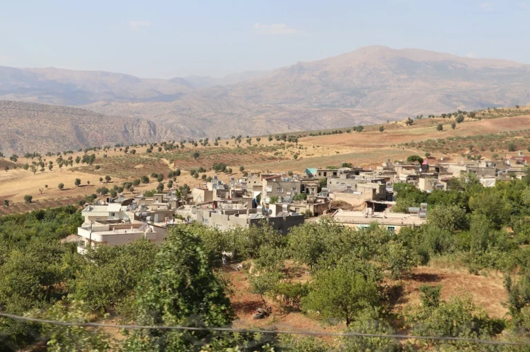 أصوات غريبة من تحت الأرض watanserb.com