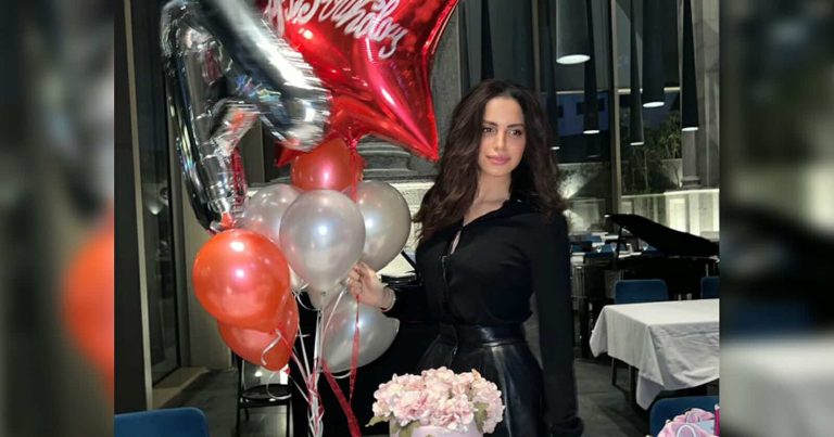 الفنانة المصرية آمال ماهر watanserb.com