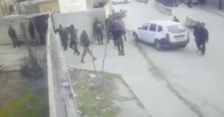 الهجوم المسلح على محكمة سورية watanserb.com