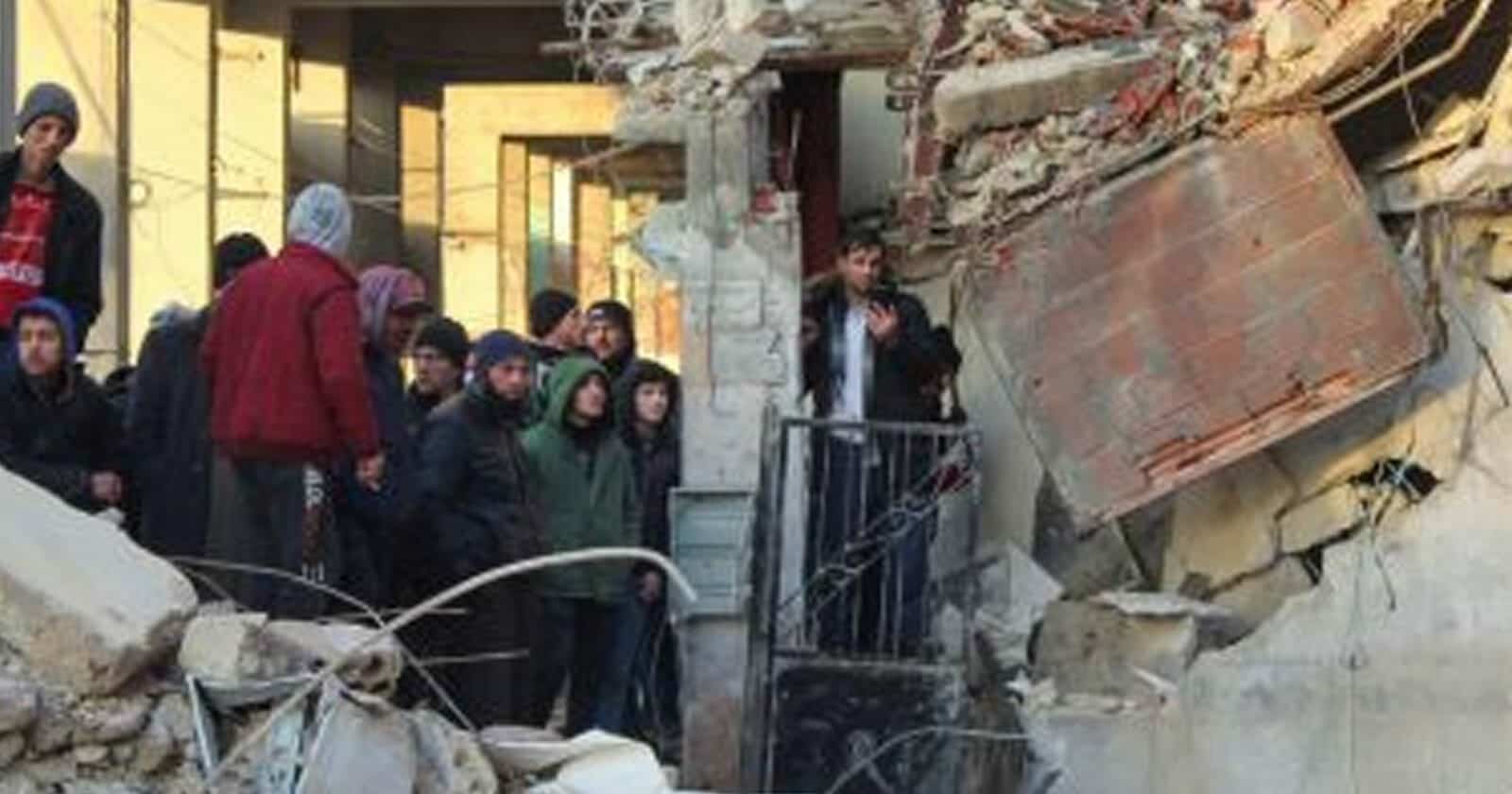 صادم.. نظام الأسد ترك أحياء تحت أنقاض الزلزال حتى الموت بحجة لا تصدق إهمال نظام الأسد لمصابي الزلزال watanserb.com