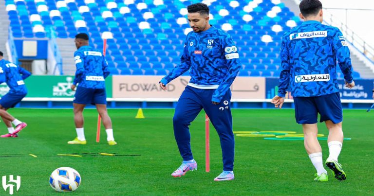 تشكيلة الهلال ضد شباب الأهلي watanserb.com