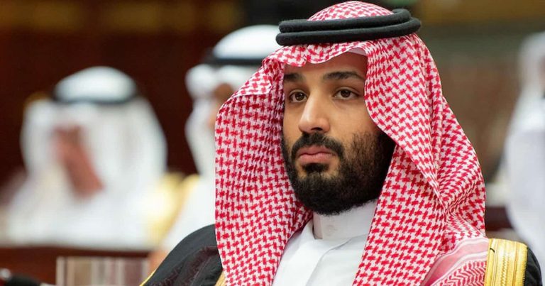 محمد بن سلمان عُزل وطُرد من الديوان الملكي لسوء سلوكه .. ABC News تنشر قصة صعوده للسلطة قصة صعود ولي العهد السعودي محمد بن سلمان إلى السلطة watanserb.com