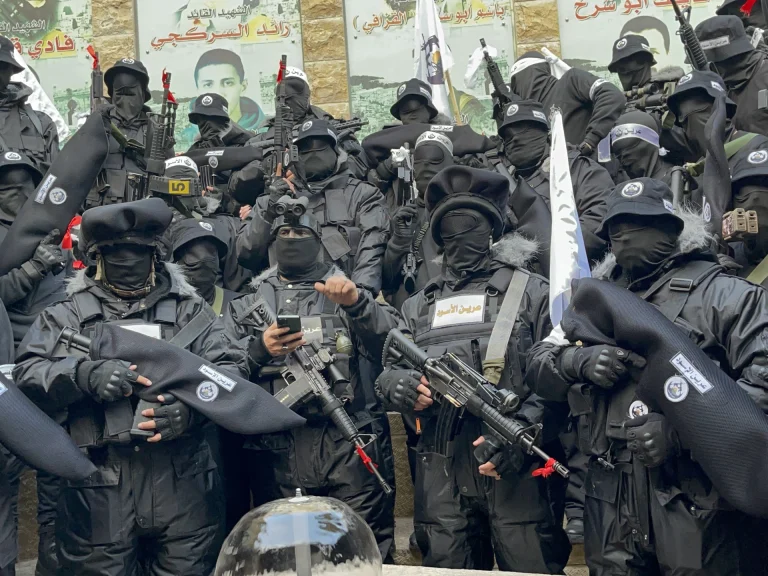 عرين الأسود تطلّ على الفلسطينيين بعد غياب لأكثر من شهر .. ماذا قالت؟! عرين الأسود تطلّ على الفلسطينيين بعد غياب لأكثر من شهر watanserb.com
