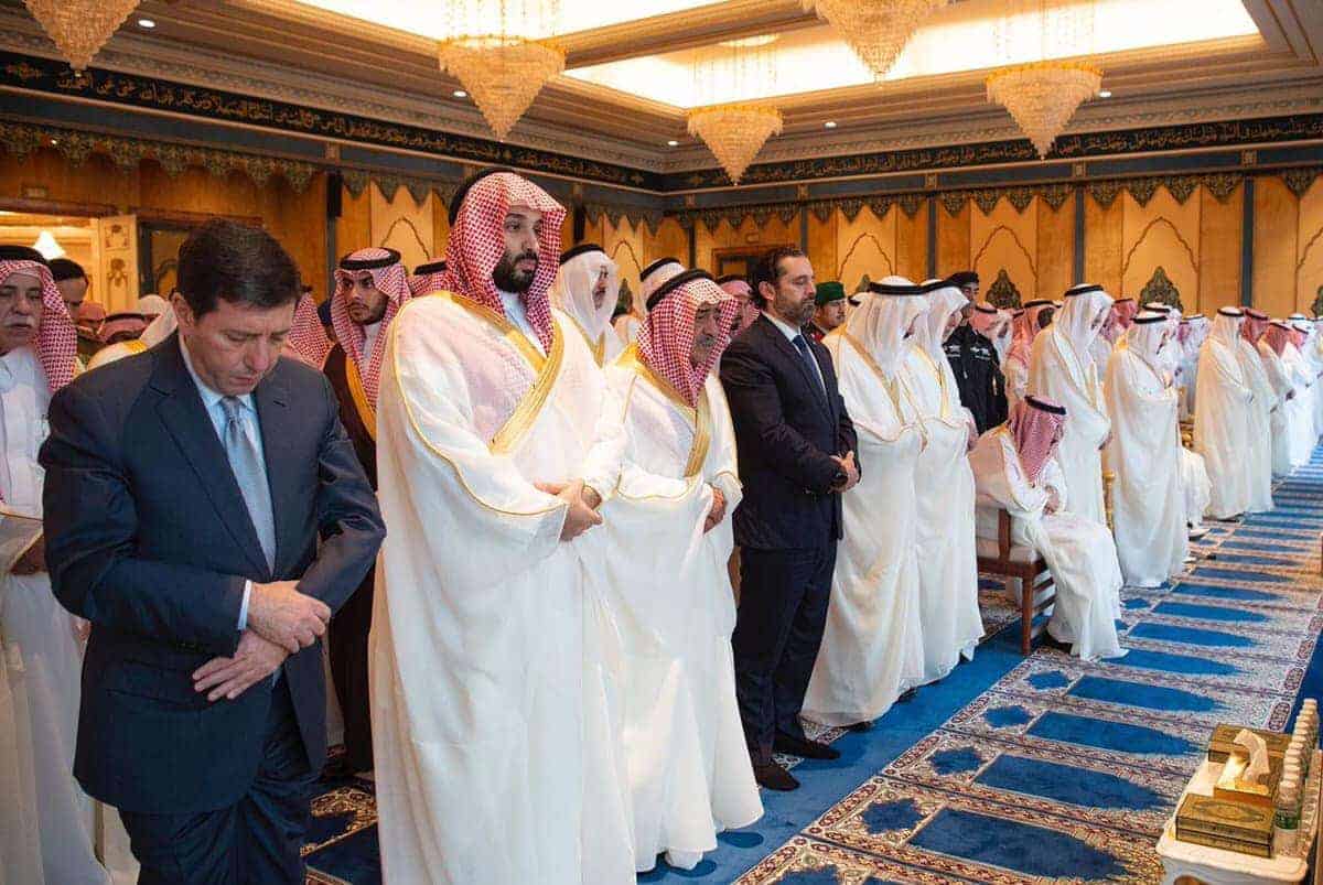 إضراب باسم عوض الله عن الطعام