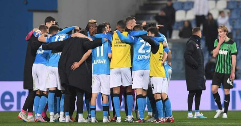 نابولي وساسولو في الدوري الإيطالي watanserb.com