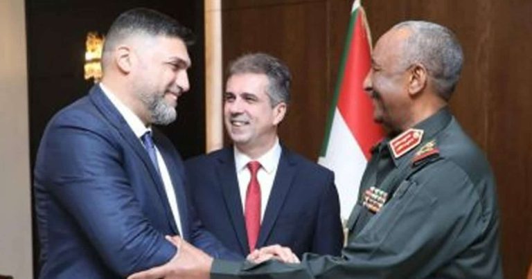 السودان.. البرهان يلتقي وزير الخارجية الإسرائيلي ومصادر عبرية تتحدث عن “تطبيع رسمي” تطبيع السودان مع إسرائيل (اتفاقيات إبراهيم) watanserb.com