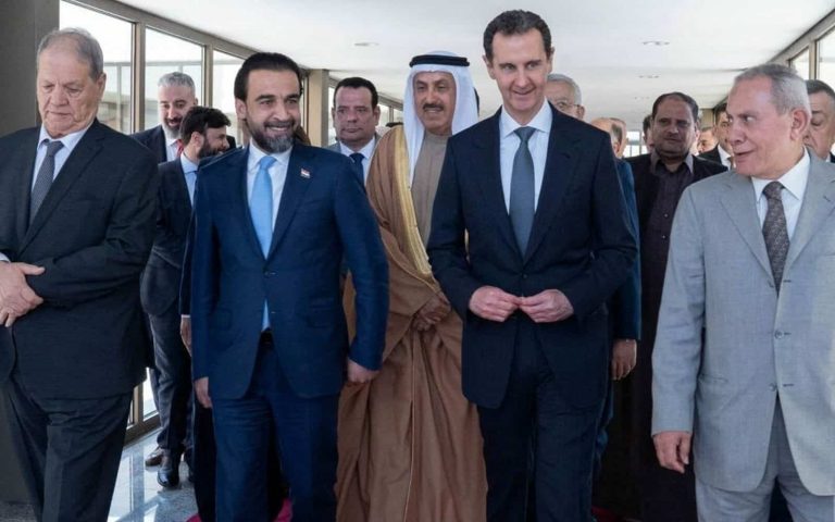 صفقة عربية لإخراج الأسد watanserb.com