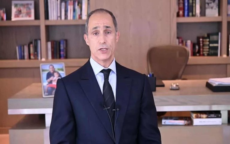 لجان ممنهجة تلمع جمال مبارك ضمن حملة كبيرة.. بديل السيسي لحل الأزمة جمال مبارك بديل السيسي watanserb.com