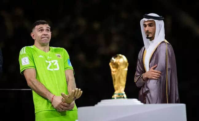 إيميليانو مارتينيز في احتفاله بكاس العالم