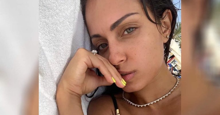 هبة عبوك تنطلق في حياتها.. هذا أول ما فعلته بعد تخليها عن أشرف حكيمي (فيديو) هبة عبوك تنطلق في حياتها.. هذا أول ما فعلته بعد تخليها عن أشرف حكيمي (فيديو) watanserb.com