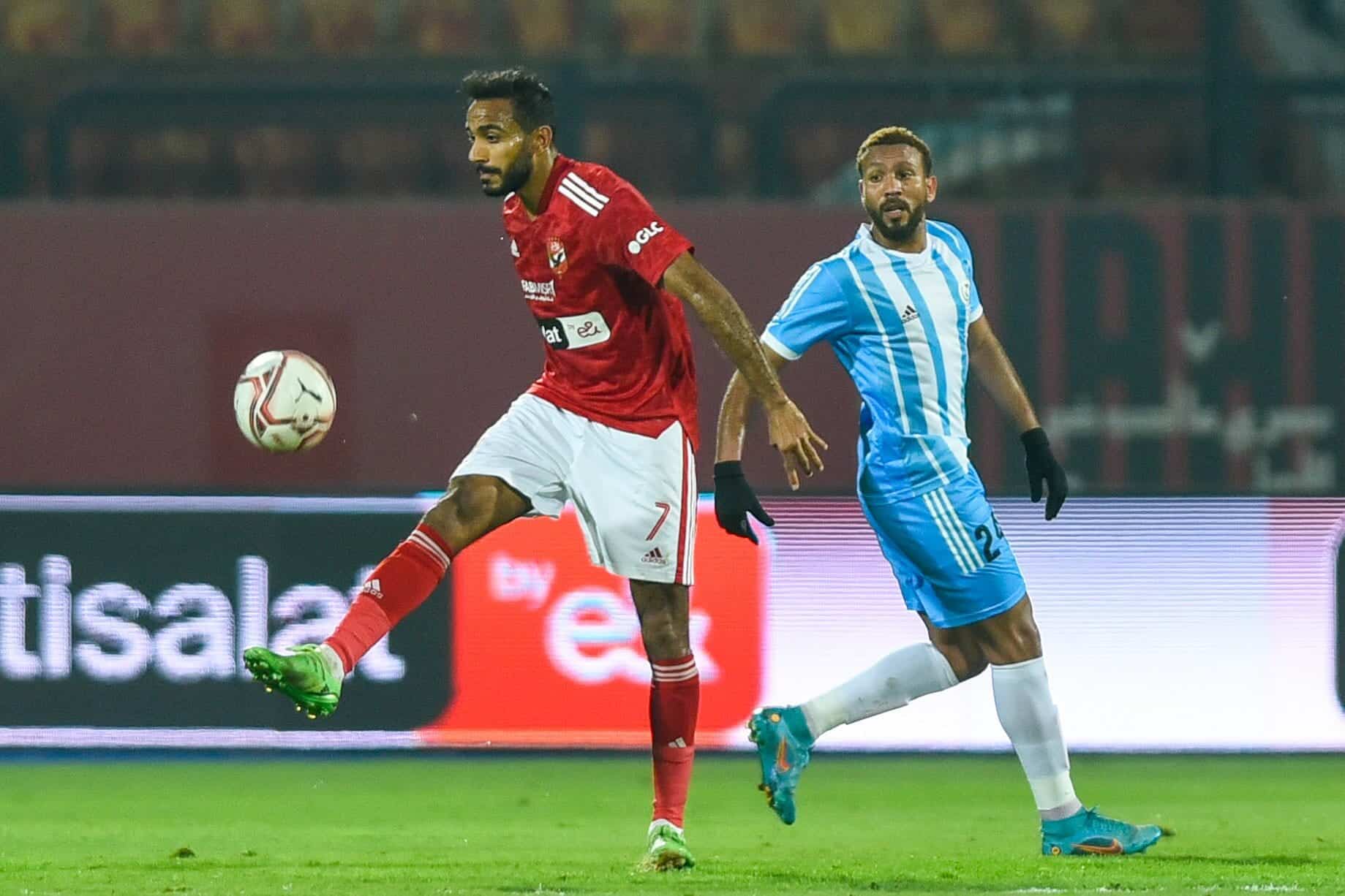 الأهلي والداخلية في الدوري المصري