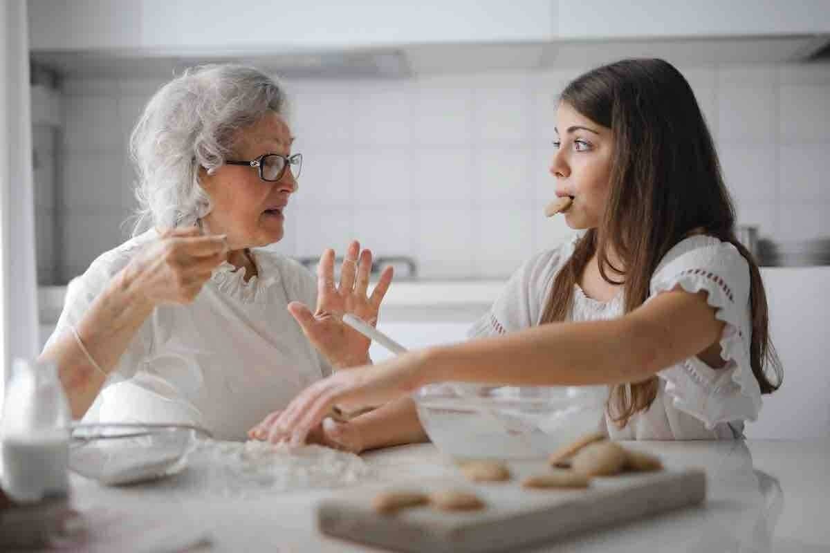 الأشخاص الذين يبلغون من العمر 100 عام وأكثر