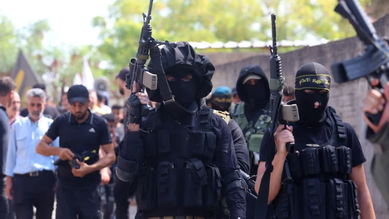 مروان عيسى نائب محمد الضيف يحذر.. وقمة في شرم الشيخ كفرصة أخيرة قبل رمضان! الأوضاع في الضفة قبل رمضان watanserb.com