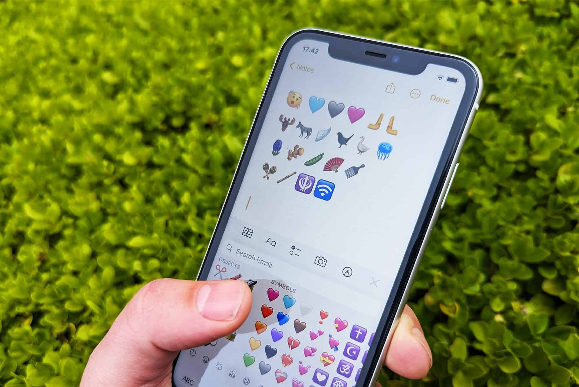 تحديث iOS 16.4
