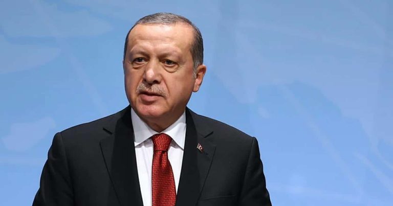 “ليس لدينا اهتمام بجمع الحصى المتساقط”.. لمن وجه أردوغان حديثه وماذا يقصد؟ أردوغان وأحزاب المعارضة التركية watanserb.com